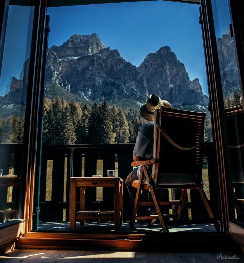 Hotel Ciasa Salares San Cassiano  Buitenkant foto