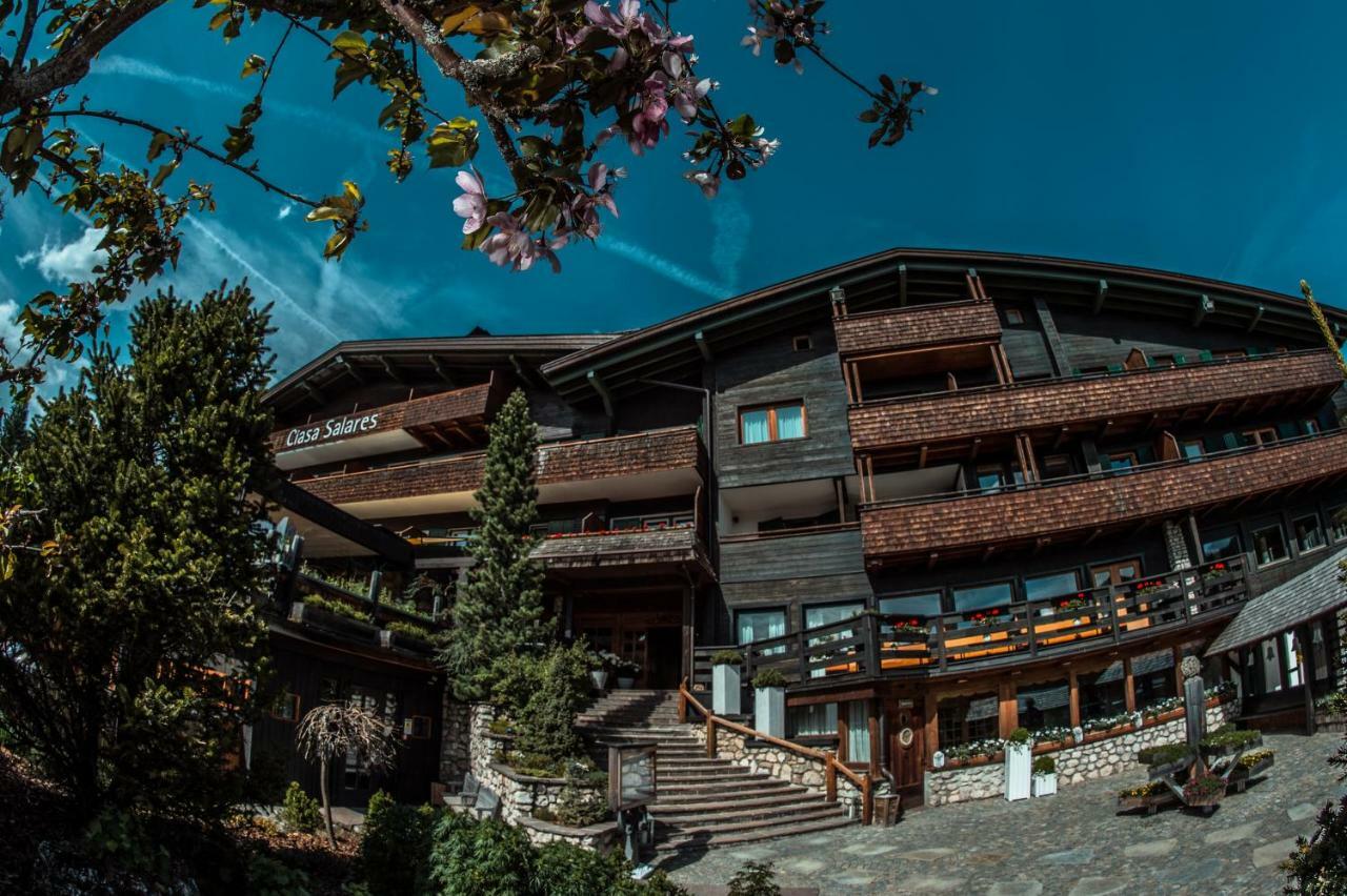 Hotel Ciasa Salares San Cassiano  Buitenkant foto